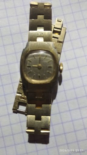 Часы женские Timex ,  France на застежке