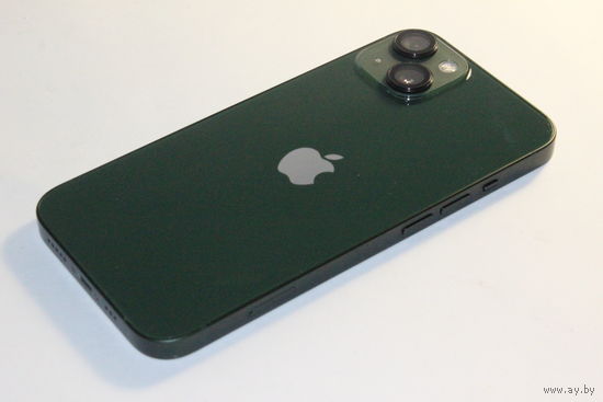 Телефон Apple iPhone 13 128GB