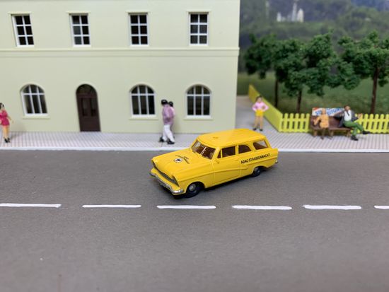 Ford Taunus 17M. Масштаб HO 1:87.