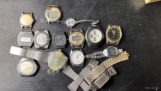 Большой лот часов 1