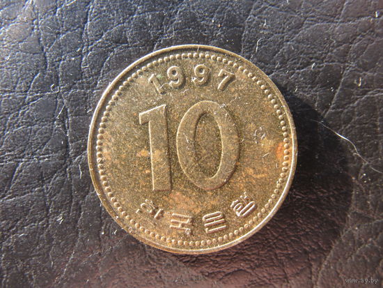 Юж.Корея. 10 вон. 1997. С 20 копеек. Распродажа коллекции. Смотрите другие лоты.