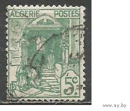 Алжир(французский). Старая городская улица. 1928г.Mi#38.