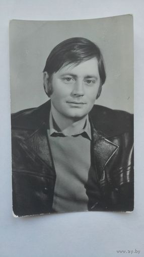 Актер Валентин Смирнитский