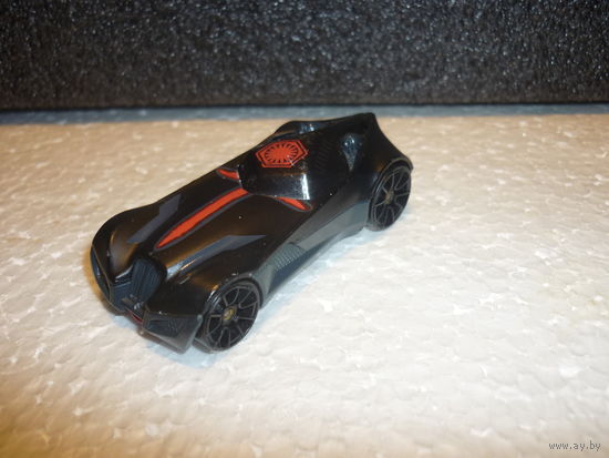 Модель машинки Star Wars. Mattel-HotWheels.масштаб 1:64.