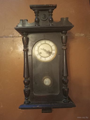Часы настенные старинные