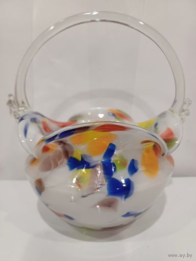 Все лоты с 1р.Большая корзинка Неман