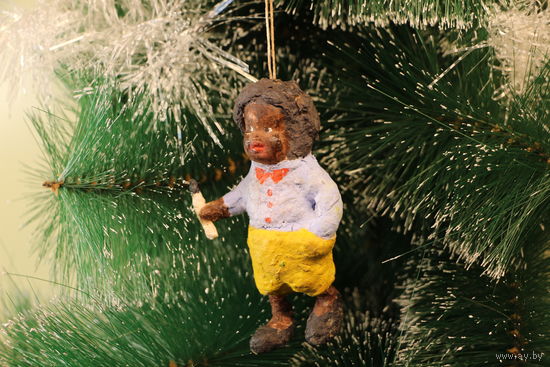 Ёлочная игрушка папье-маше, "Негр с сигарой".