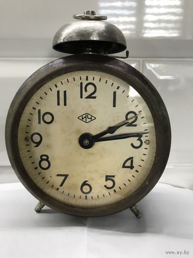 БУДИЛЬНИК.1955г.исправен.