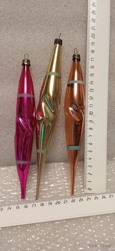 Ёлочные игрушки 7-6. Длинные сосульки.