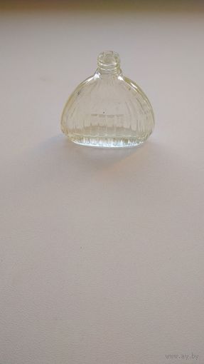 Флакончик от духов.