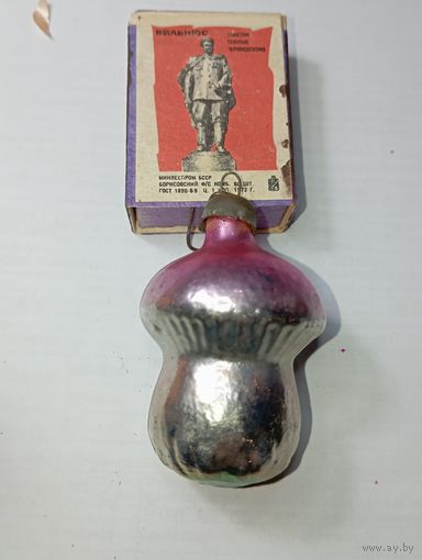 Игрушка на ёлку , Гриб , винтаж , стекло , СССР . С рубля