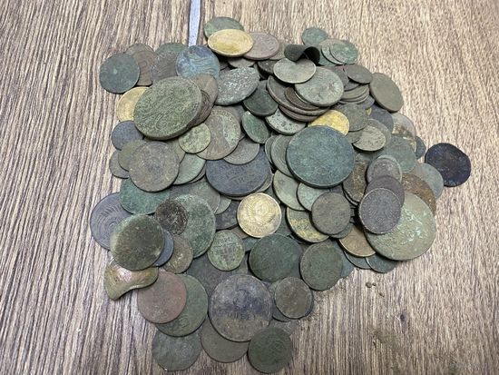 Лот монет 260 шт