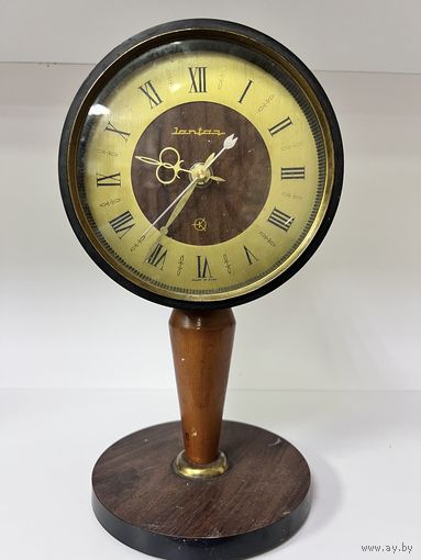 Часы Янтарь ссср с рубля