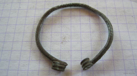 Застежка древняя (фибула). Бронза, литье.