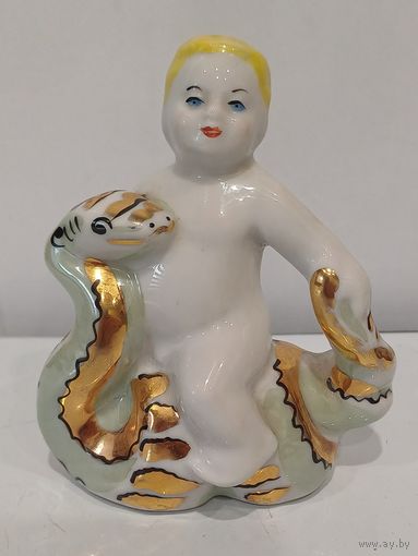 Все лоты с 1р.Редкий Дулево Мальчик со змеёй