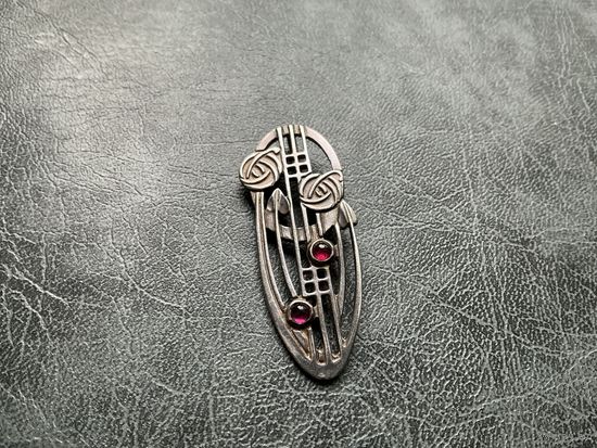 Кулон Серебро Гранаты? Рене Макинтош Англия антик