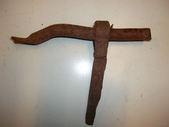 Кованная деталь ( Ось дверной петли)