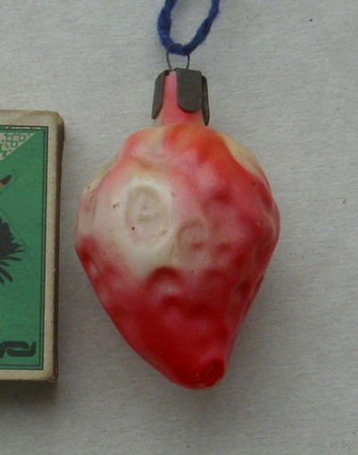 Ёлочная игрушка. Клубника. Л-11.