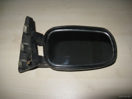 Зеркало автомобильное