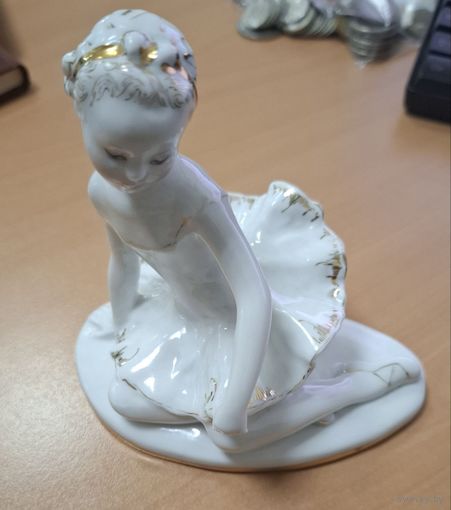 Статуэтка Машенька (Юная балерина), скульптор Велихова С. Б., ЛФЗ
