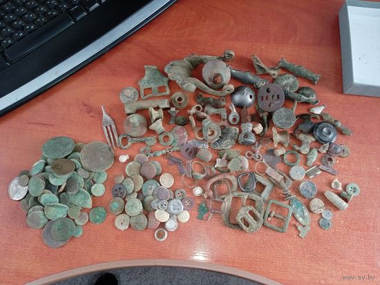 Копанина разная. Монеты, пуговицы, пряжки