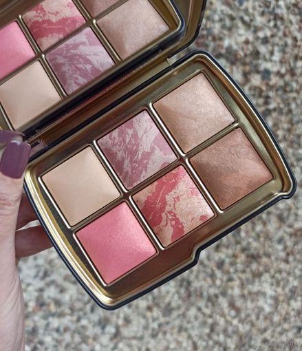 Лошадка Hourglass