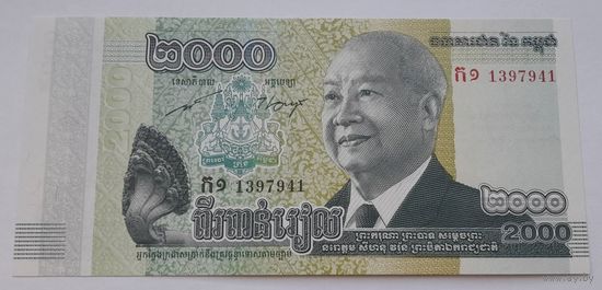 Камбоджа 2000 риелей 2013 года UNC