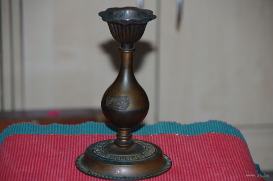 Подсвечник
