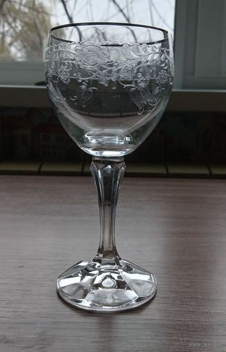 Бокалы высокие 5 шт 15,5 см как новые резьба по стеклу