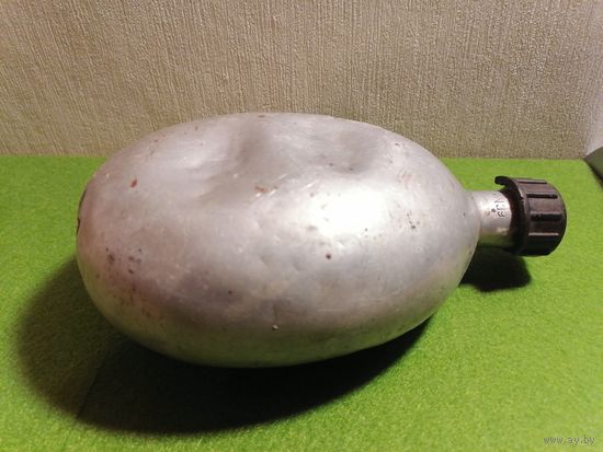 Немецкая алюминиевая фляга (Вермахт)(ВМВ)(Предлагайте цену)