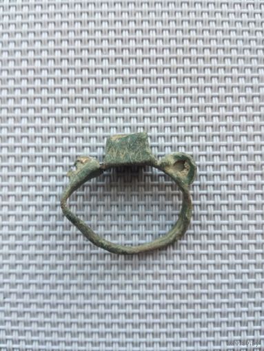 Старинный перстень4 с рубля!