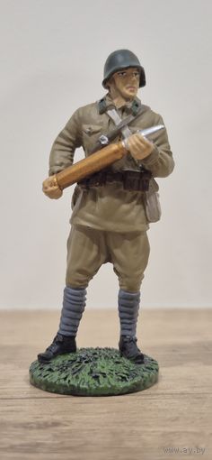 Артиллерист РККА в летней полевой форме, 1941 г. Солдаты Великой Отечественной Войны