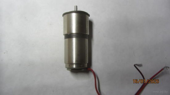 Электродвигатель пост. тока с редуктором 64:1 (Swiss made)