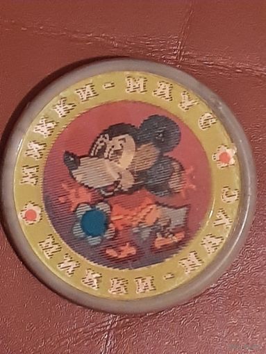 Микки Маус.