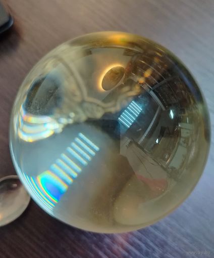 Большой красивый стеклянный шар диаметр 10 см  вес 1150 г