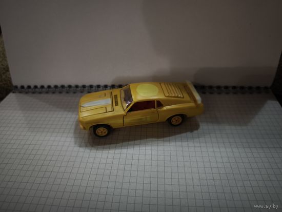 Модель Ford Mustang boss 302