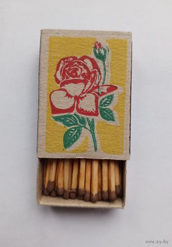 Спичечный коробок. Новый. Со спичками. Чёрный оборот.