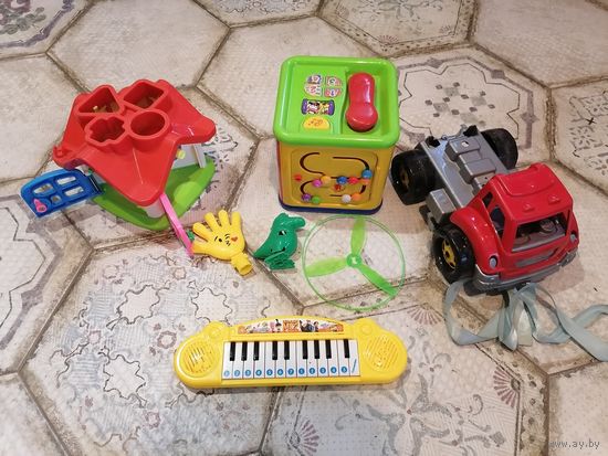 Игрушки детские лот