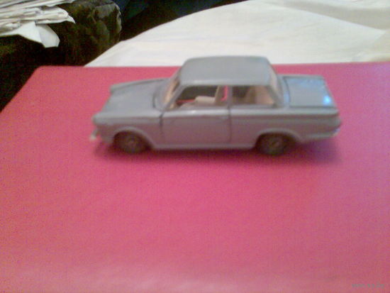 Модель авто "FORD CONSUL CORTINA ". 1:43. MADE IN USSR. Металл