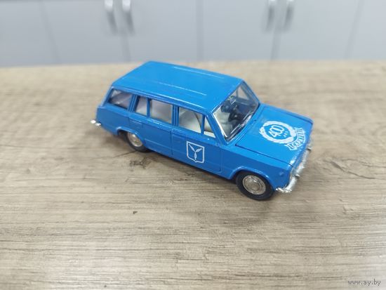 Ваз с рубля