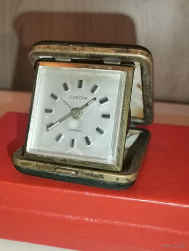 Механические, дорожные часы-будильник "EUROPA", 7 камней, Германия, не рабочие.