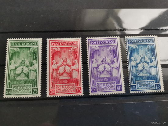 Ватикан 1939г. Коронация Папы Пия XII ** Mi 80-83 (12,0 e)