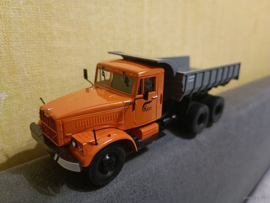 КрАЗ-256 Б1 самосвал (АИСТ - АвтоИстория)