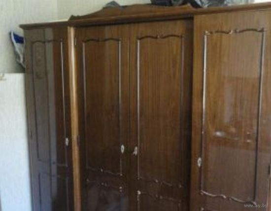 Шкаф. "Август Попов". Болгария под рестоврацию