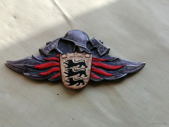 Знак ..кокарда Германия МЧС Пожарная охрана