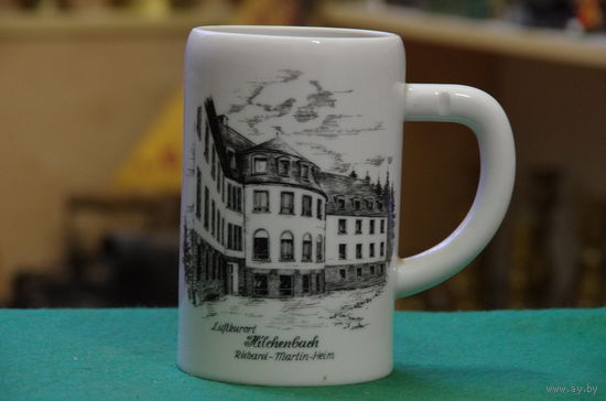 Кружка пивная . Германия  13,5 см