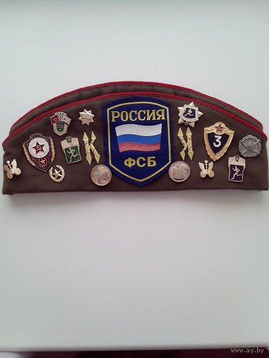 Пилотка В.С. 57 разм.+ значки.
