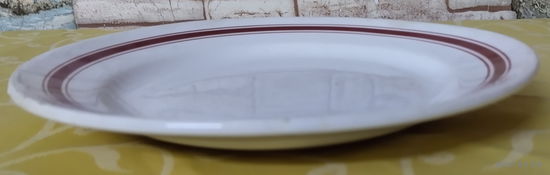 Тарелка-1 эпохи СССР. Будянский фаянсовый завод - Серп и Молот (Буды), 1965-1967 гг