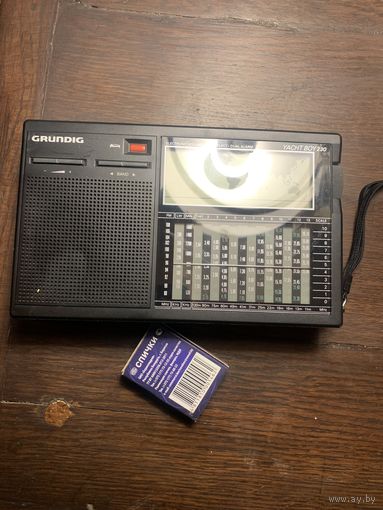 Радио грюндик в состоянии нового мировое grundig