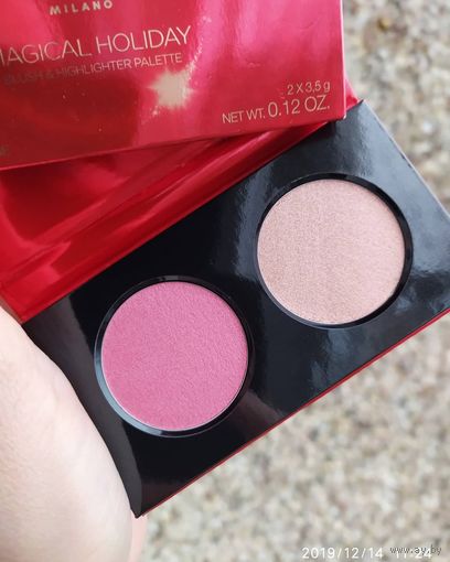 Kiko Magical Holiday Blush&Highlighter Palette 01 Winter Rose
